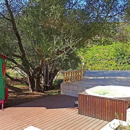 Sleeps 8 Air Con Wifi * Grimaud