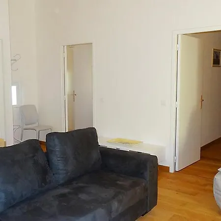 Prázdninový dům Sleeps 8 Air Con Wifi *